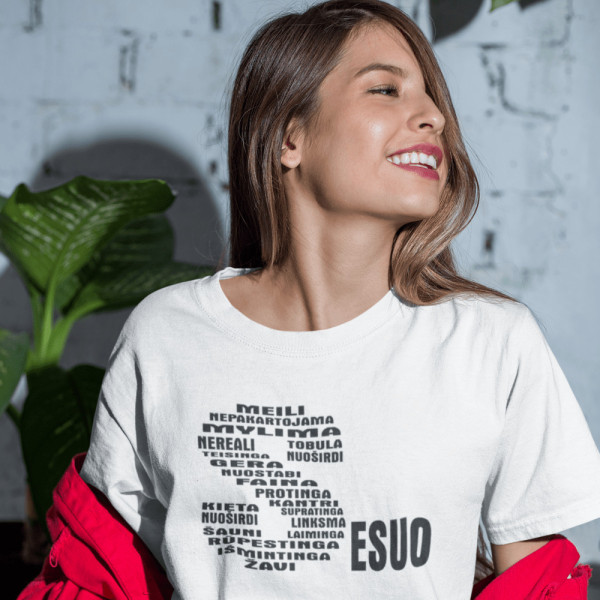 Moteriški marškinėliai "Sesuo"