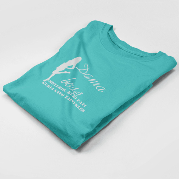 Moteriški marškinėliai "Dama bosė"