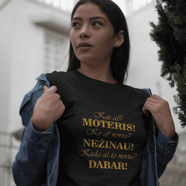 Moteriški marškinėliai "Kas moteris"