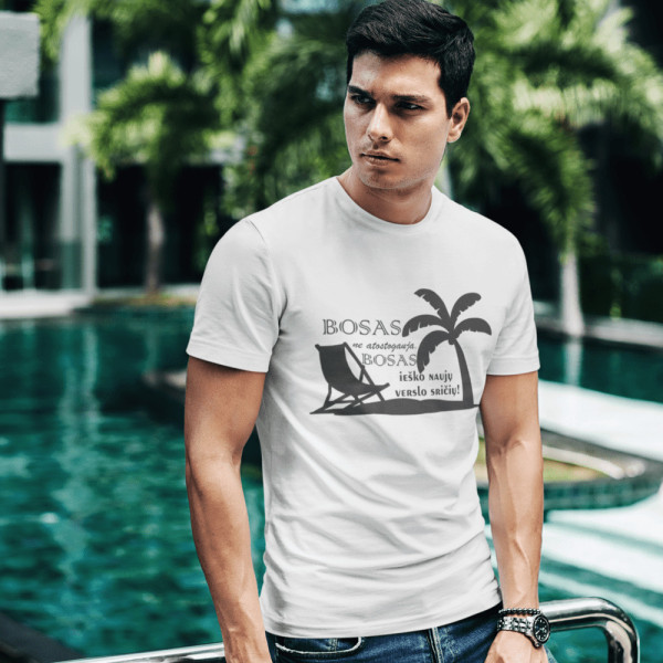 Marškinėliai "Bosas ne atostogauja"