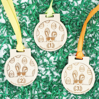 3D Graviruotų medinių medalių komplektas "Margučių ridenimo čempionai"