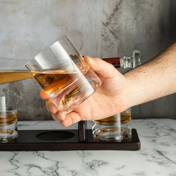 Grafino su stovu ir 4 stiklinių rinkinys "Baseball bat"