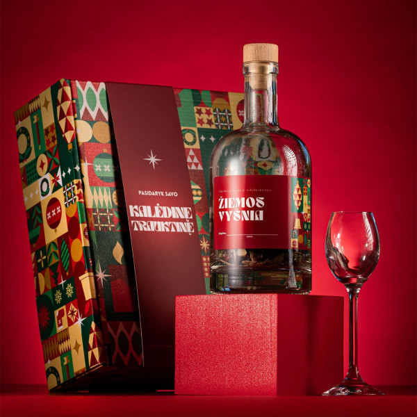 Kalėdinės trauktinės gaminimo rinkinys su taurele