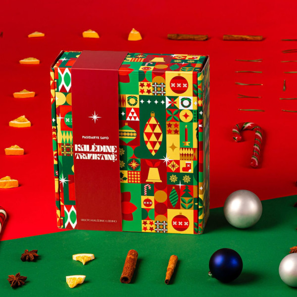 Kalėdinės trauktinės gaminimo rinkinys su taurele