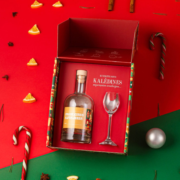 Kalėdinės trauktinės gaminimo rinkinys su taurele