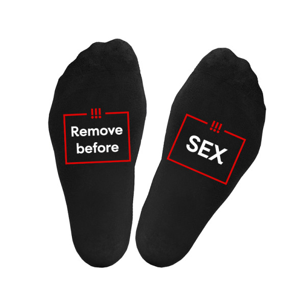 Kojinės su spauda ant padų "Remove before sex"