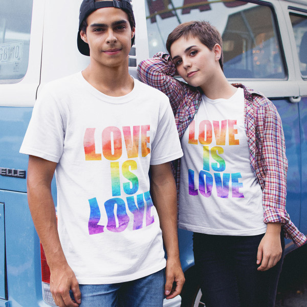 Marškinėliai "Love is love"