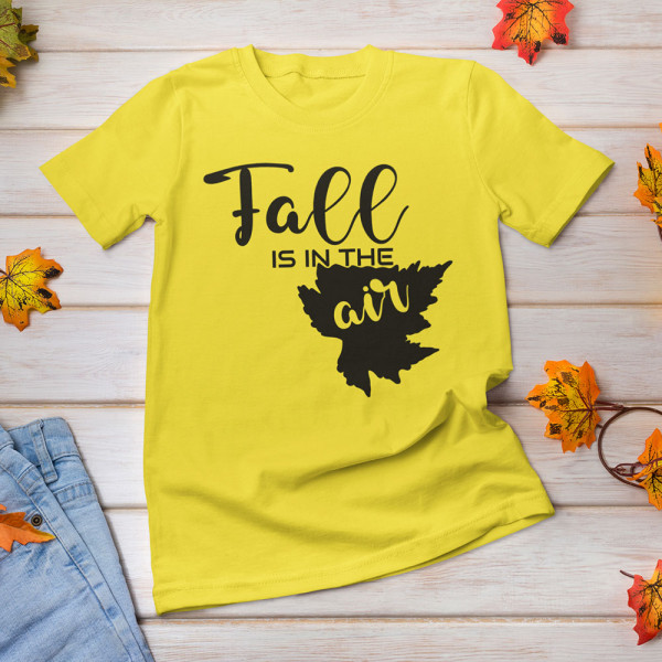 Moteriški marškinėliai "Fall is in the air"