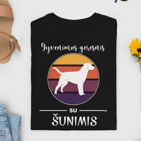 Moteriški marškinėliai "Gyvenimas geresnis su šunimis"