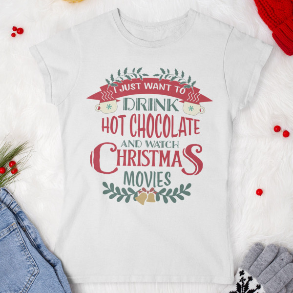 Moteriški marškinėliai "Hot Chocolate and Christmas movies"