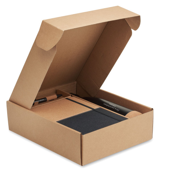 Tvarus dovanų rinkinys "ECO Black" su Jūsų pasirinktu tekstu